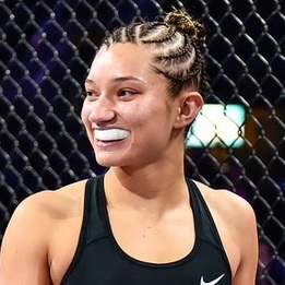 Hannah Schmidt vs. Xena Thompson, Live Cage Fights at The Waterfront 2