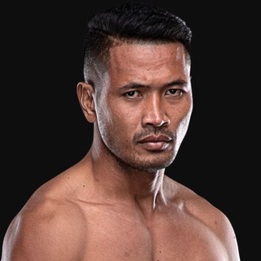 Chanajon P.K. Saenchai