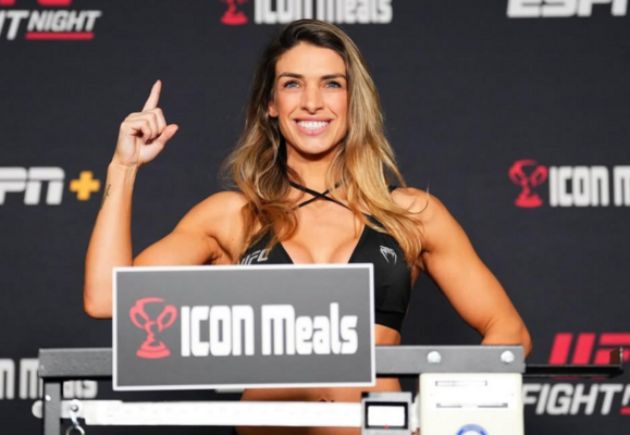 Mackenzie Dern headshot