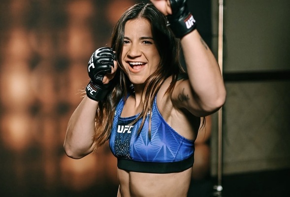 Ailin Perez headshot