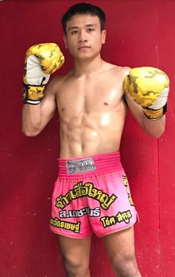 Porno xalat kiygan onam