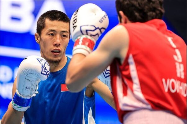 Mast Anyuta sikiladi