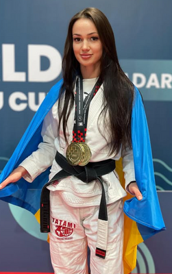 Alexandra Rusetska | Fighter Page | Tapology